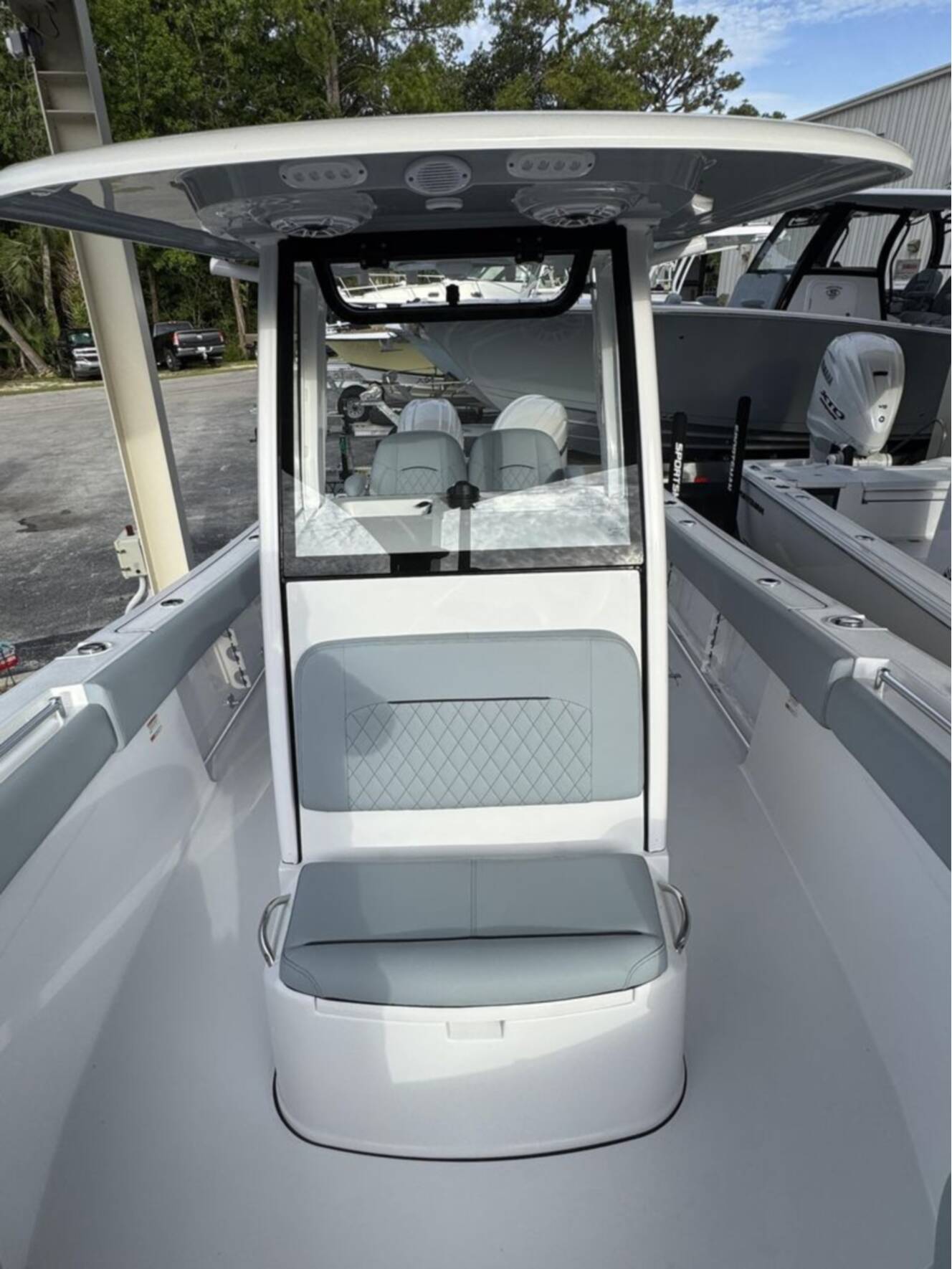A photo of this 2026 Sportsman Open 252 Center Console