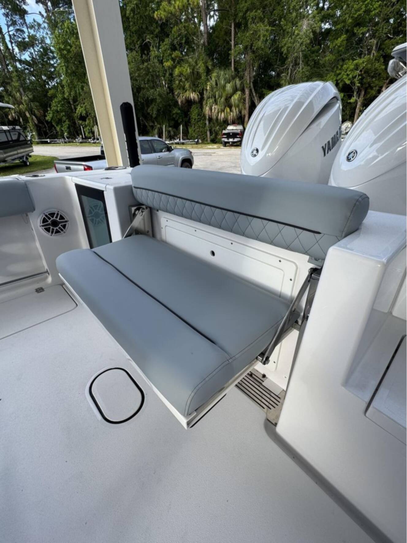 A photo of this 2026 Sportsman Open 252 Center Console