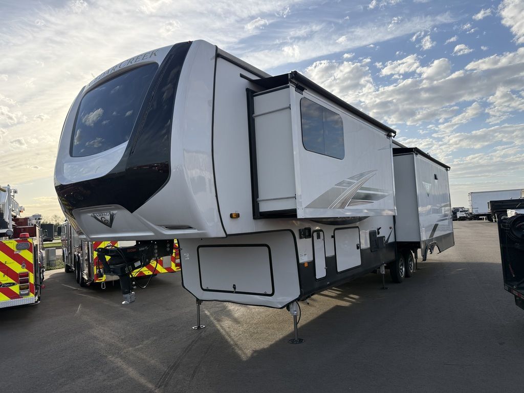 2022 Forest River Cedar Creek Champagne Edition 38EBS in Rice, MN