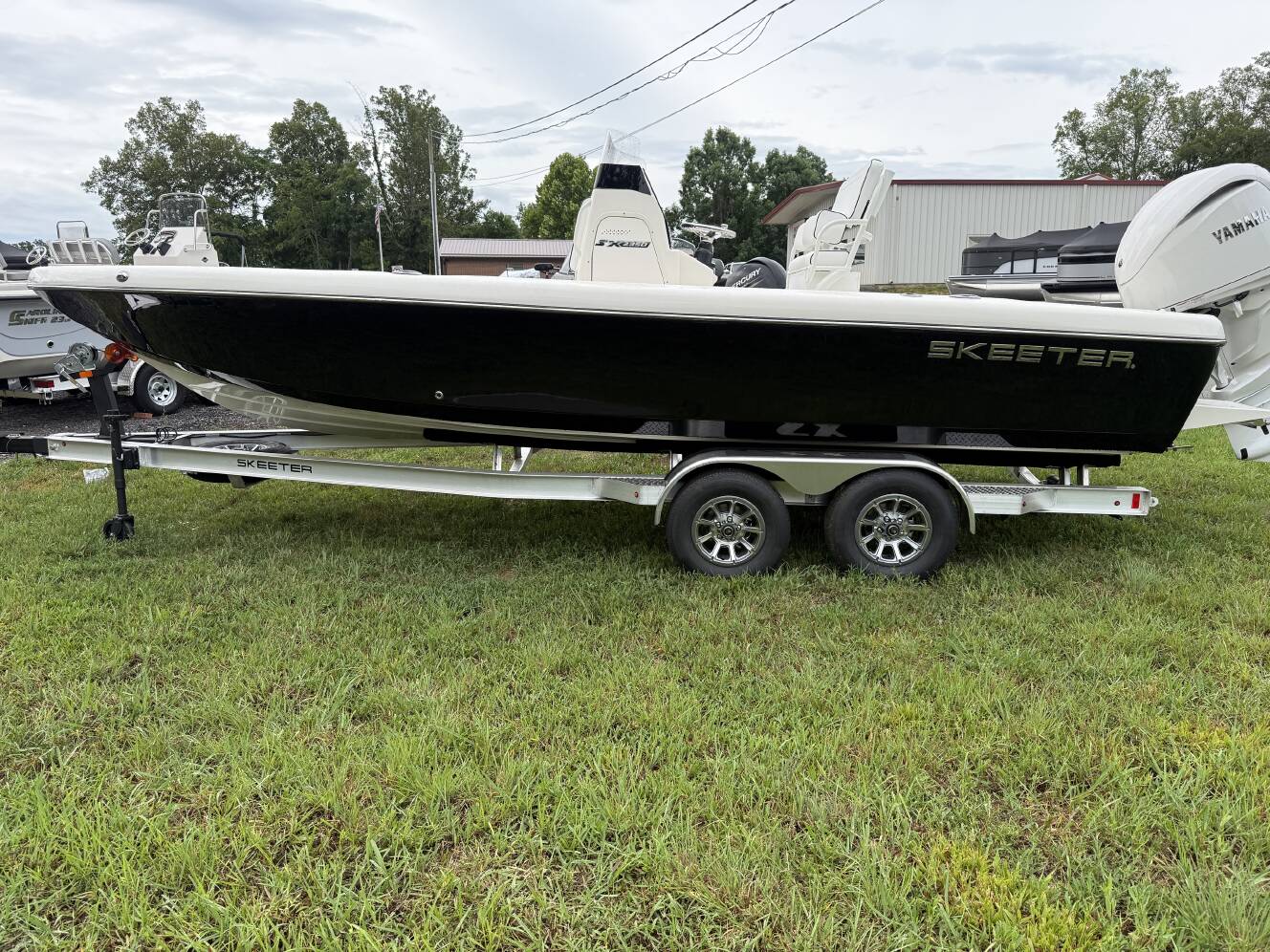 A photo of this 2026 Skeeter SX Series SX2350