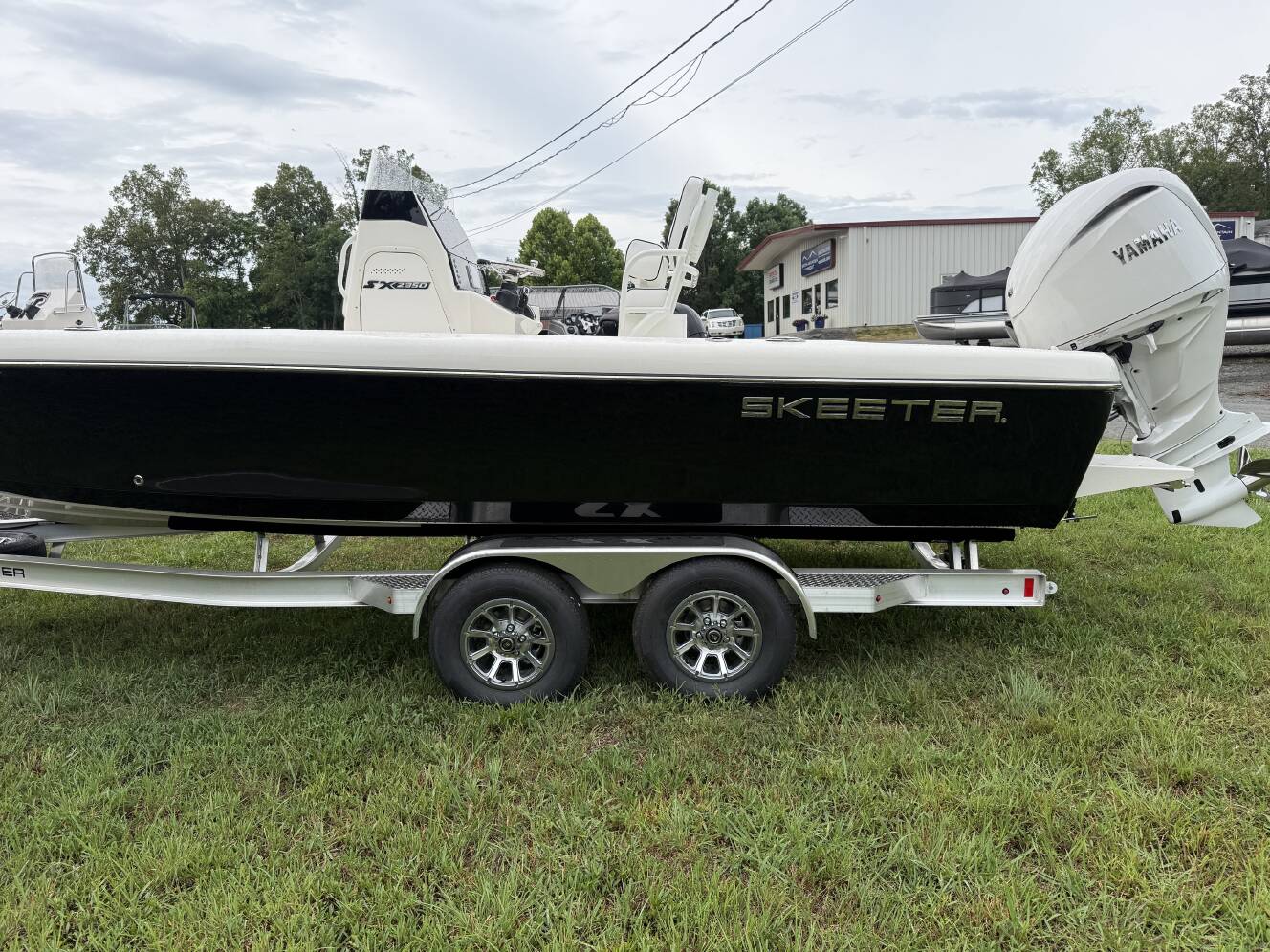 A photo of this 2026 Skeeter SX Series SX2350