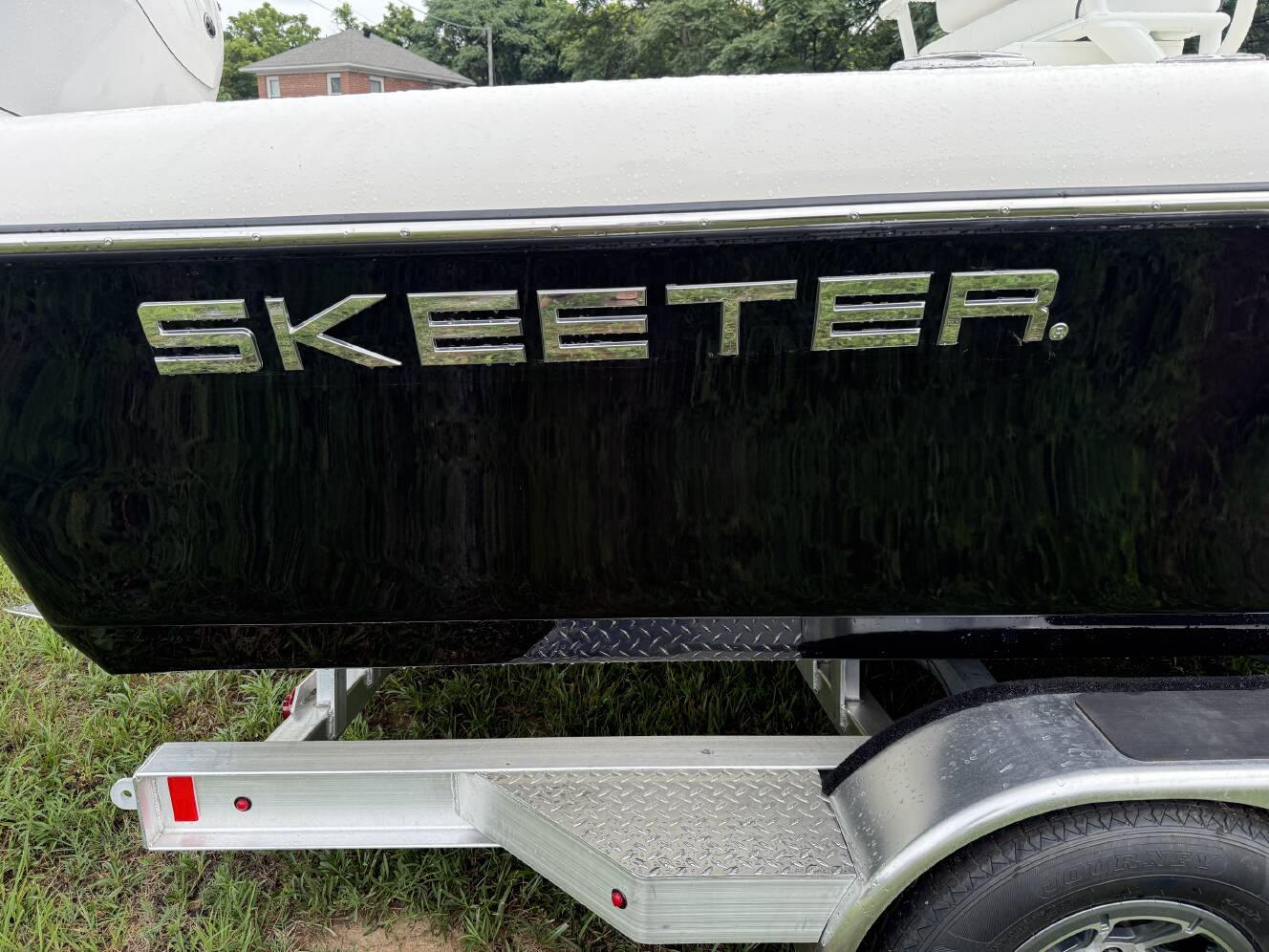 A photo of this 2026 Skeeter SX Series SX2350