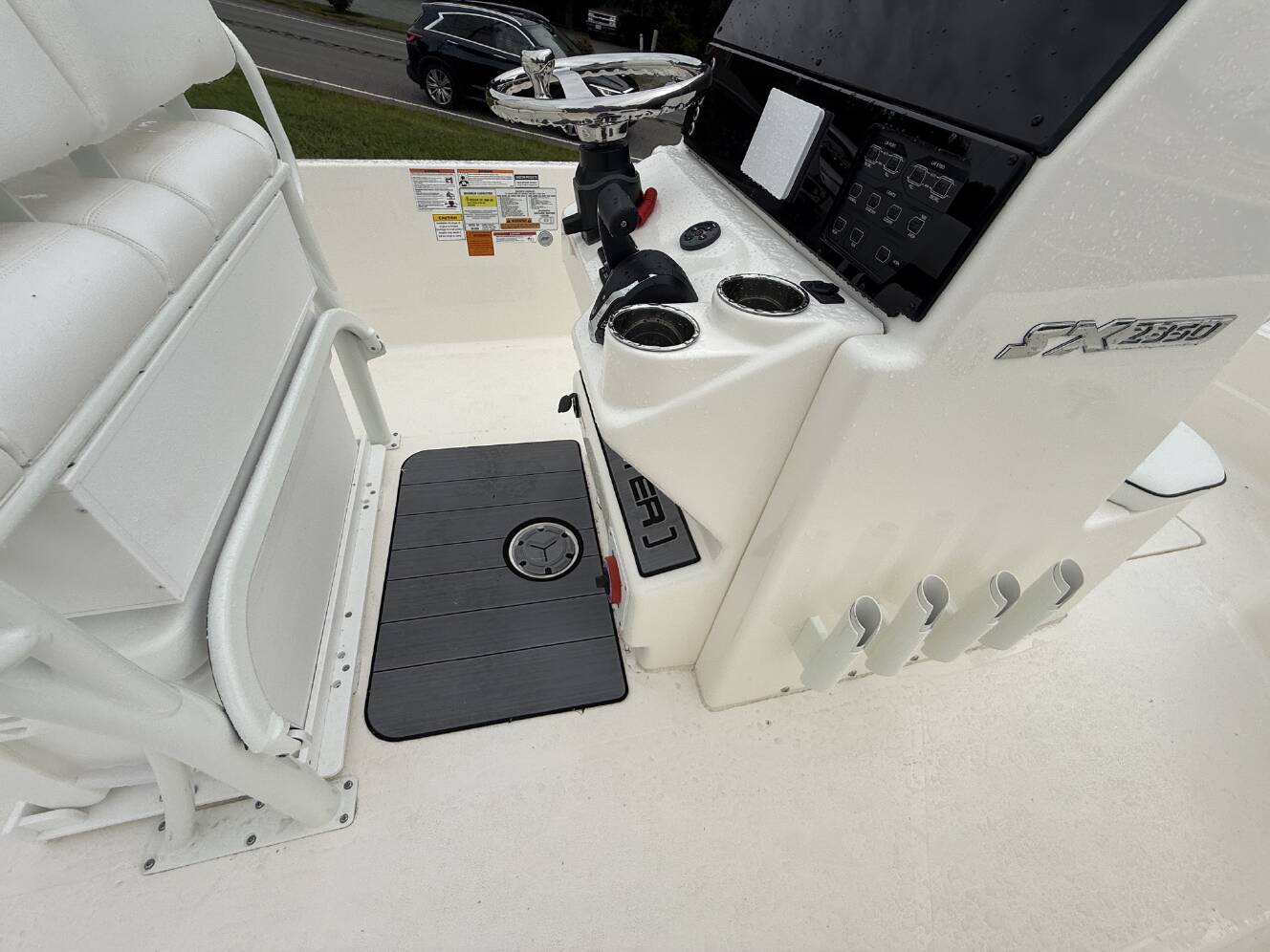 A photo of this 2026 Skeeter SX Series SX2350