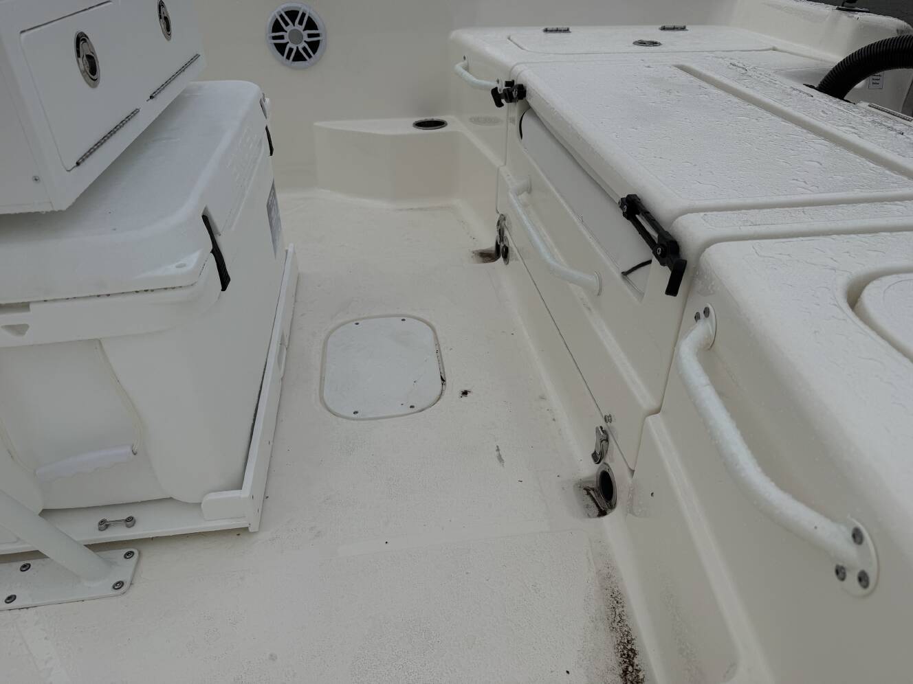 A photo of this 2026 Skeeter SX Series SX2350