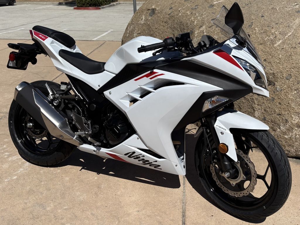 White Kawasaki Ninja Motorcycles For Sale in California - Cycle Trader