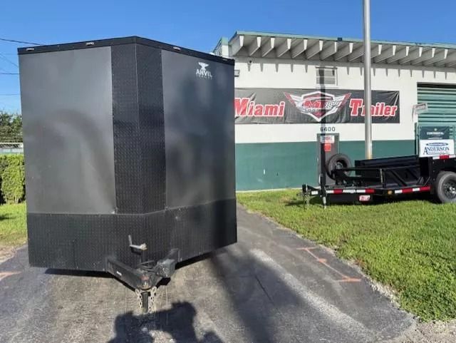 2023 Anvil Trailers USED 8X20 CARGO Cargo / Enclosed Trailer in Miami, FL