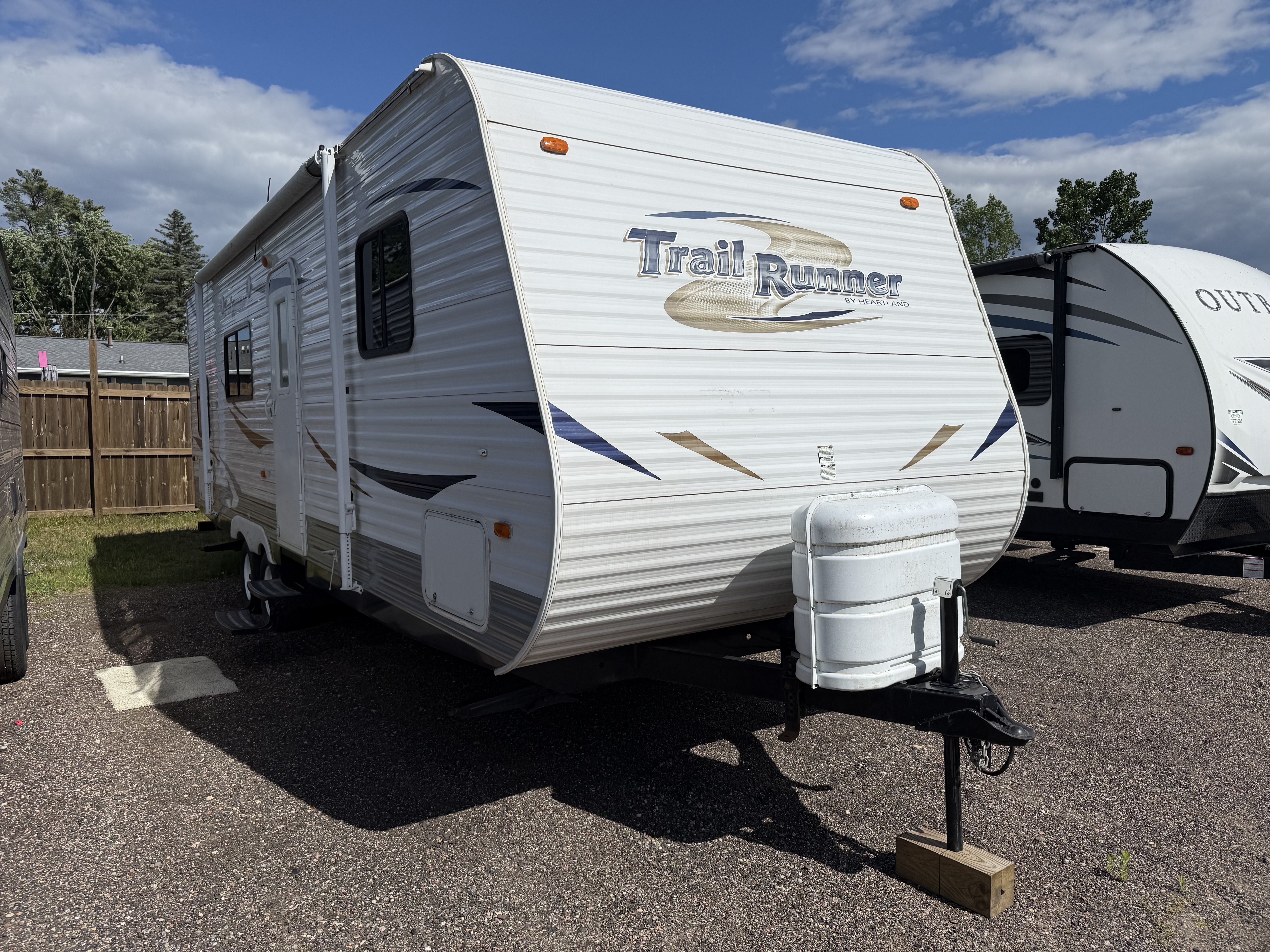 2011 Heartland Trail Runner 26FQB 26FBQ in south wisconsin rapids WI