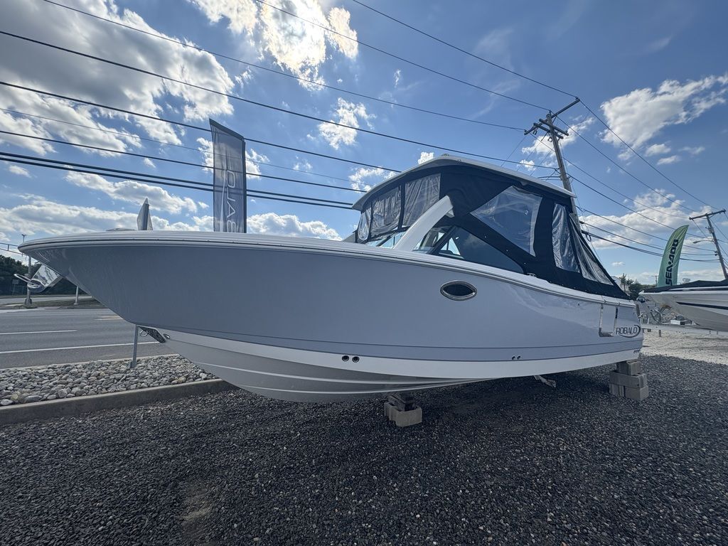 2026 Robalo R277 in toms river NJ