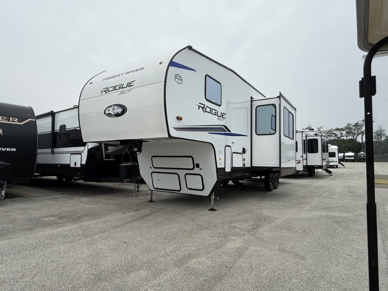 2026 Forest River Cherokee Rogue SUT 323SUT in frankfort IL