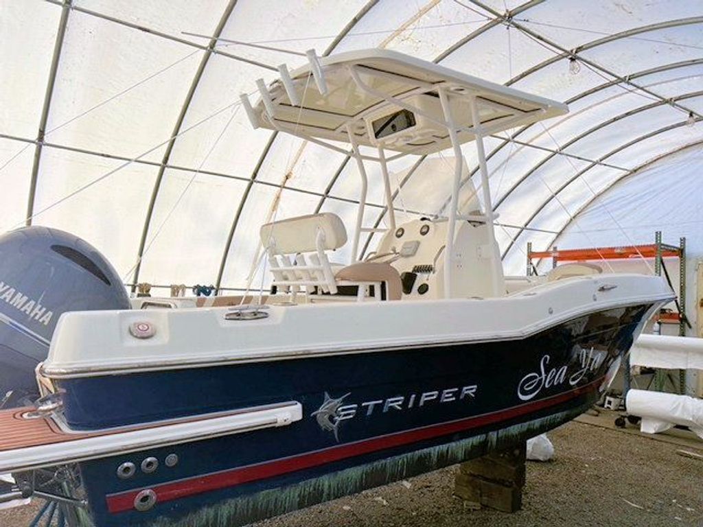 2016 Seaswirl 200 Striper in babylon NY