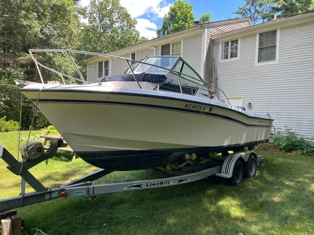 1992 Grady-White Seafarer 22 228 in boxford MA