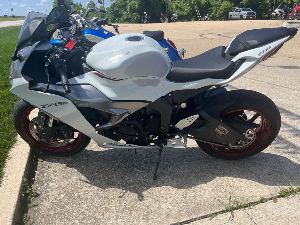 トンプソン Used Kawasaki Motorcycles For Sale Near Highland, IL - Cycle Trader
