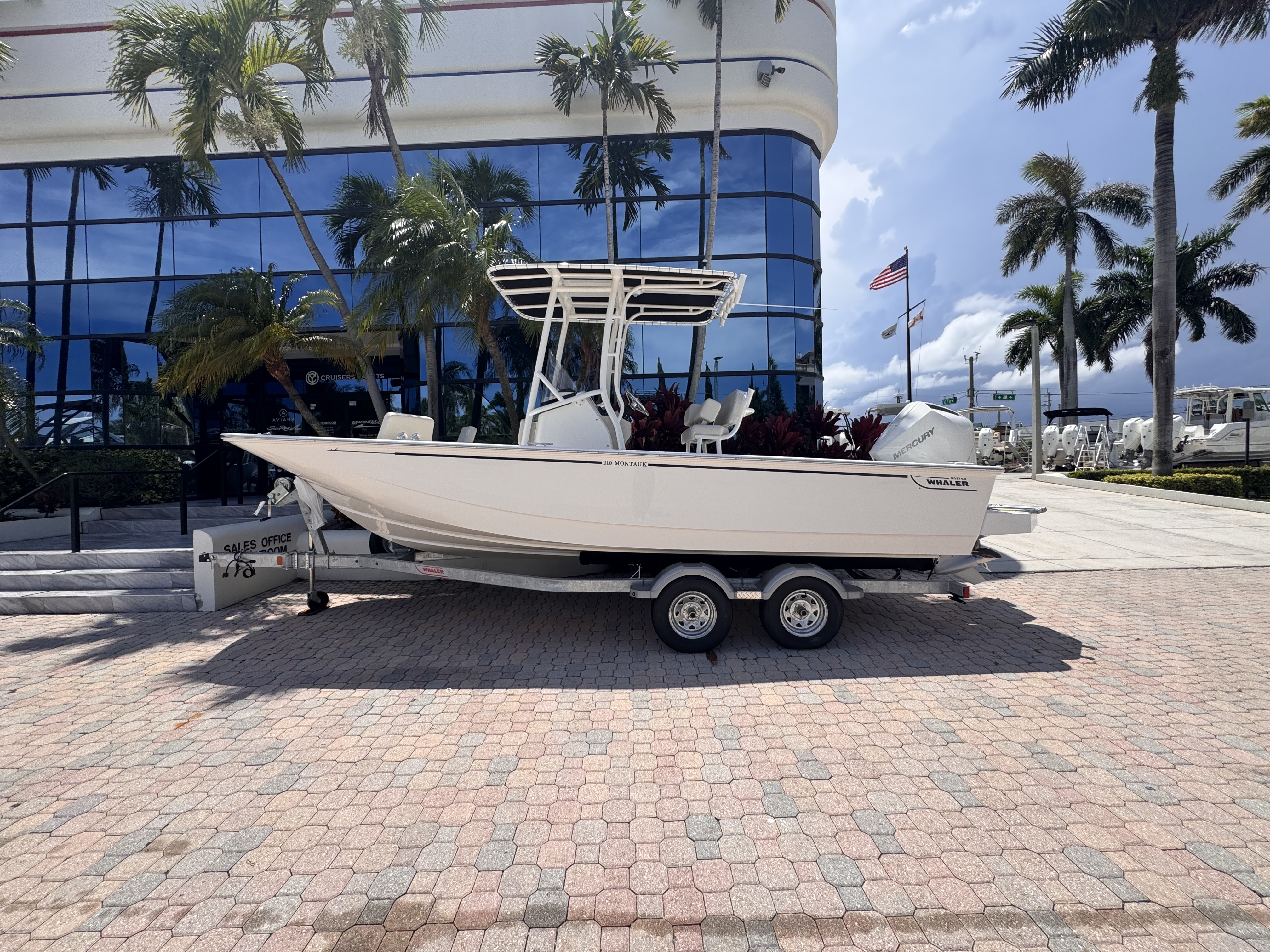 2026 Boston Whaler 210 Montauk in pompano beach FL