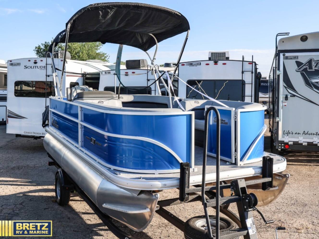A photo of this 2026 Sun Tracker Party Barge 18 DLX