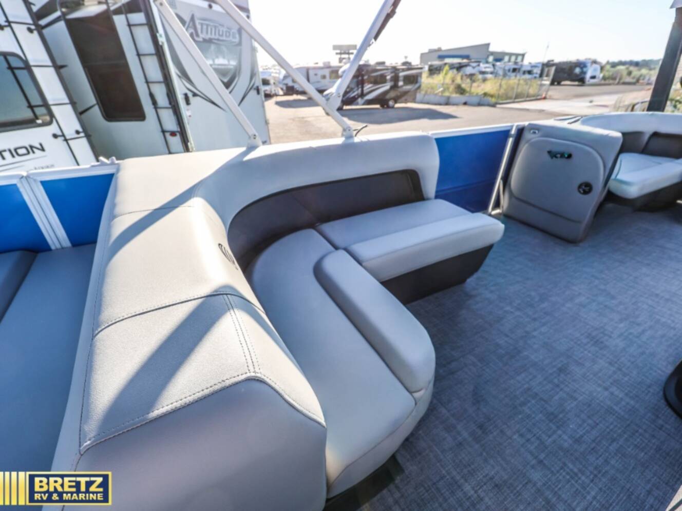 A photo of this 2026 Sun Tracker Party Barge 18 DLX