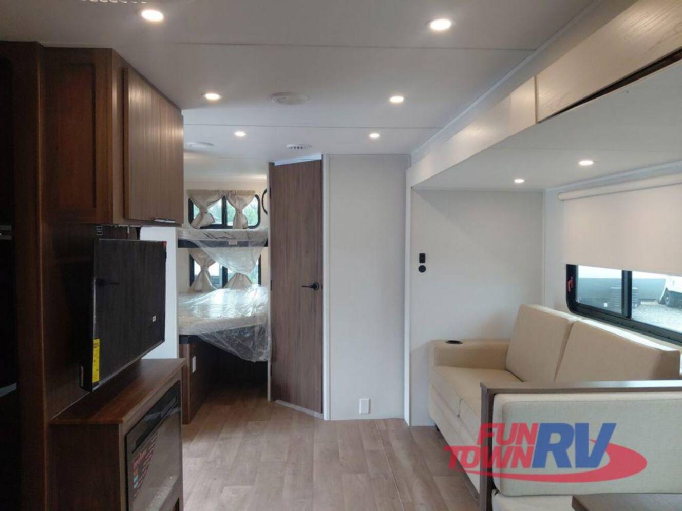 A photo of this 2026 Winnebago Access 27BH