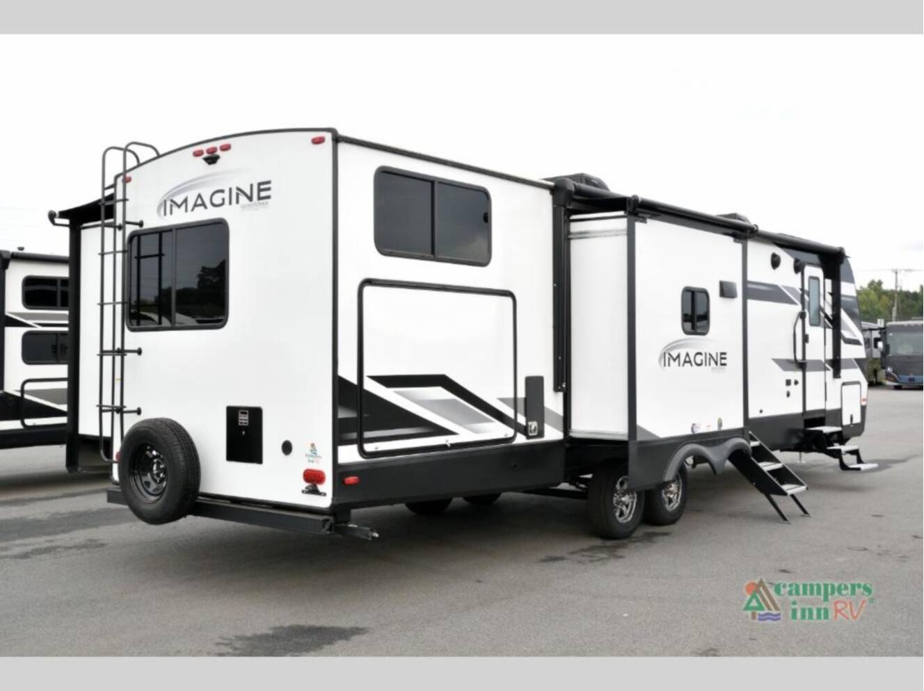 A photo of this 2022 Grand Design Imagine 3250BH