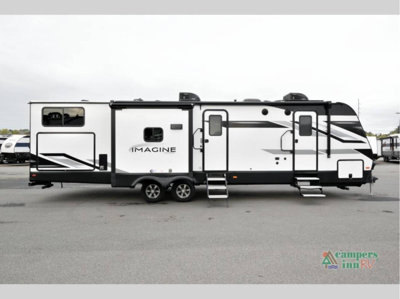 A photo of this 2022 Grand Design Imagine 3250BH