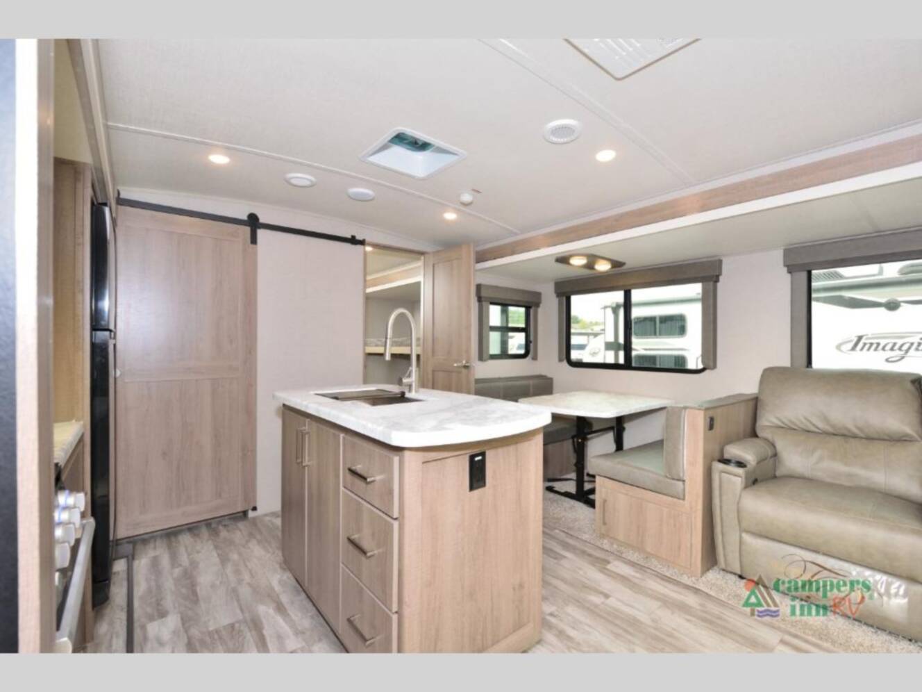 A photo of this 2022 Grand Design Imagine 3250BH