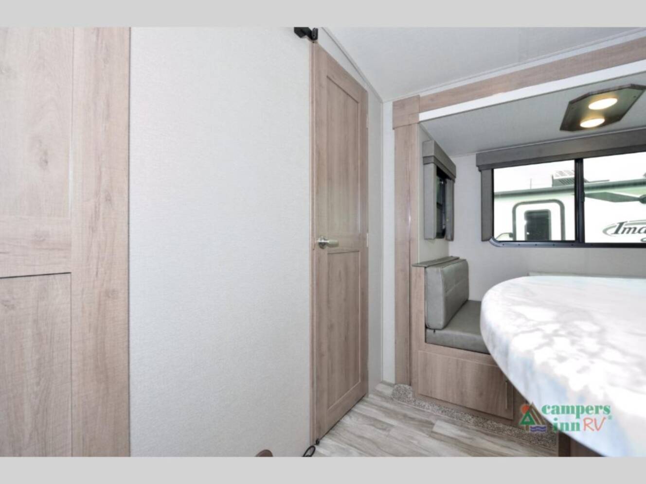 A photo of this 2022 Grand Design Imagine 3250BH