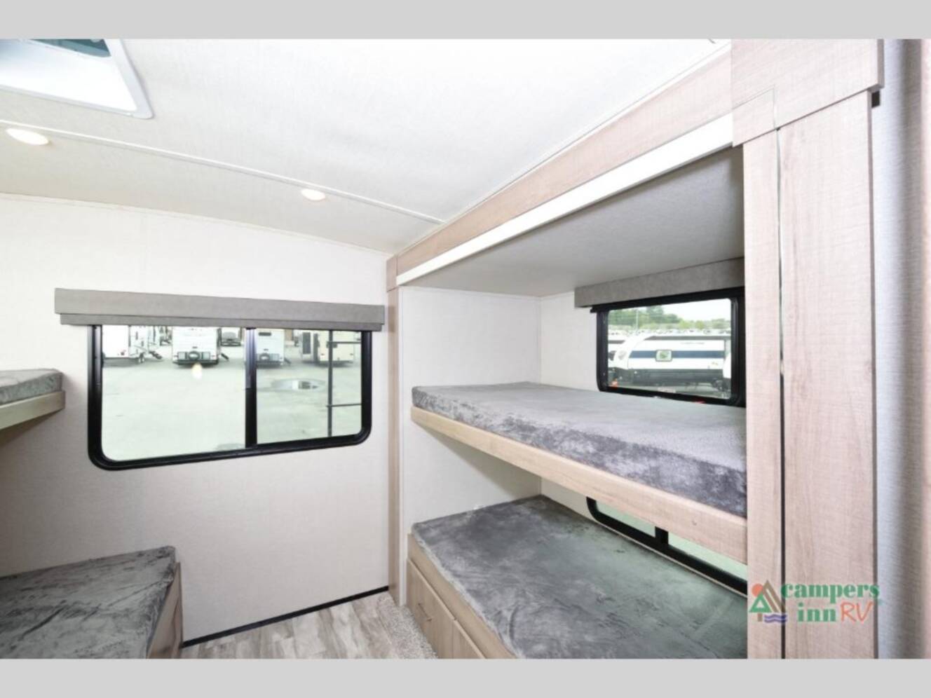 A photo of this 2022 Grand Design Imagine 3250BH
