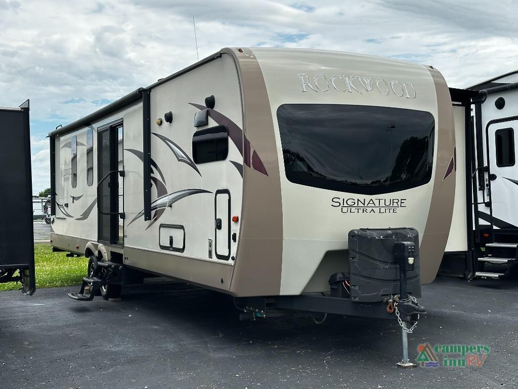 2018 Forest River Rv Rockwood Signature Ultra Lite 8335BSS in troy OH