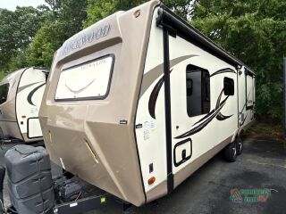 2017 FOREST RIVER ROCKWOOD 2608WS