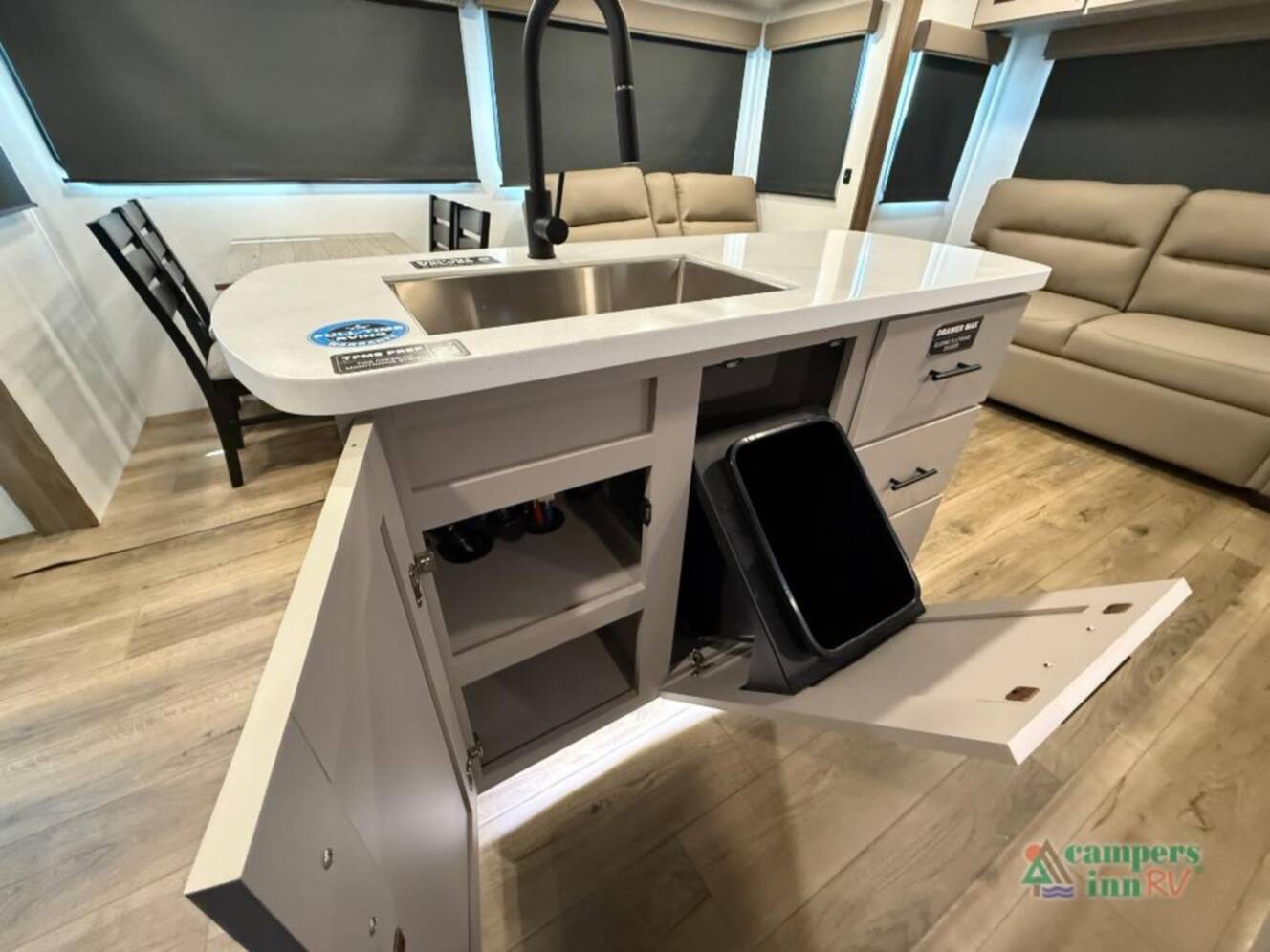 A photo of this 2026 Alliance Rv Delta 292RL