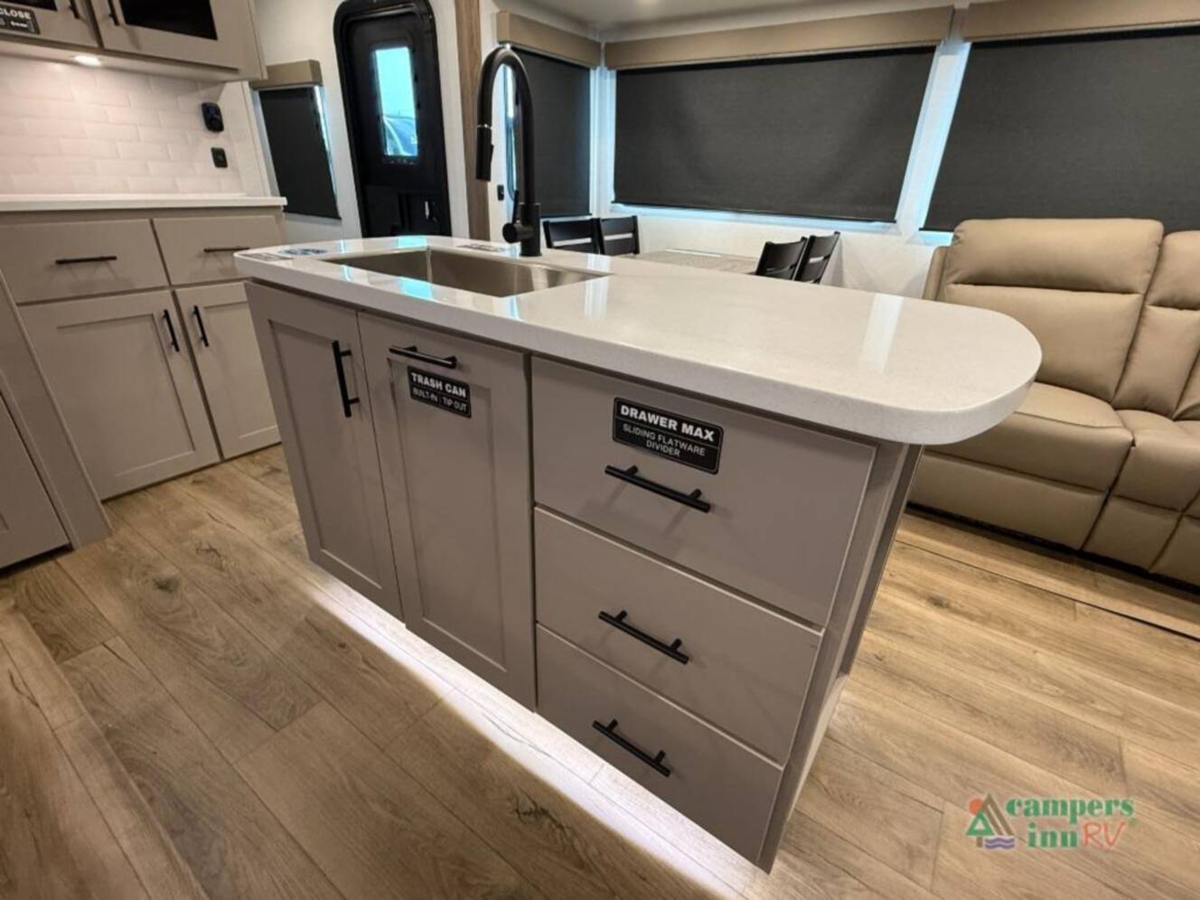 A photo of this 2026 Alliance Rv Delta 292RL