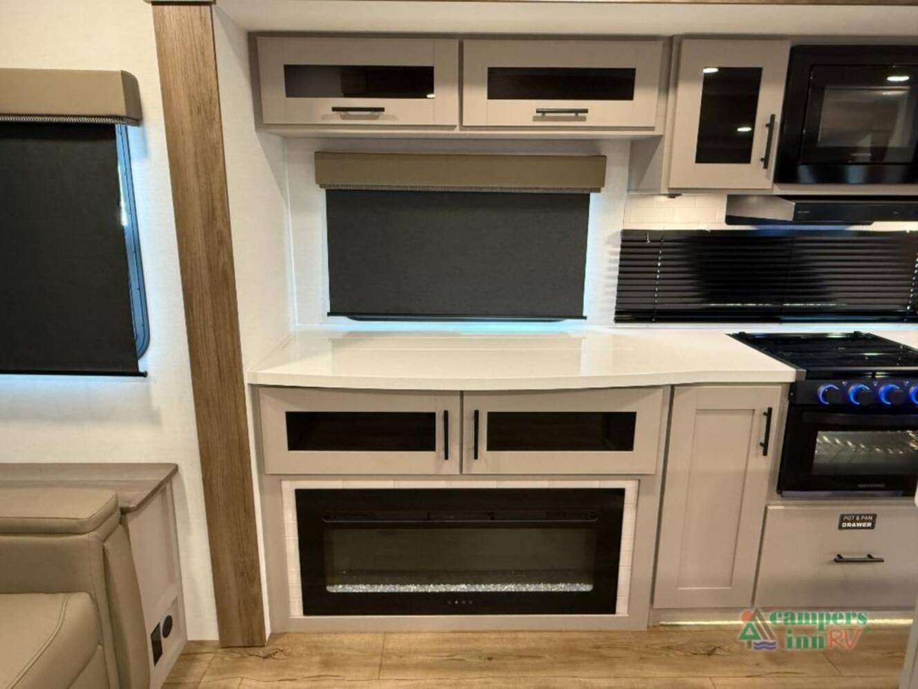 A photo of this 2026 Alliance Rv Delta 292RL