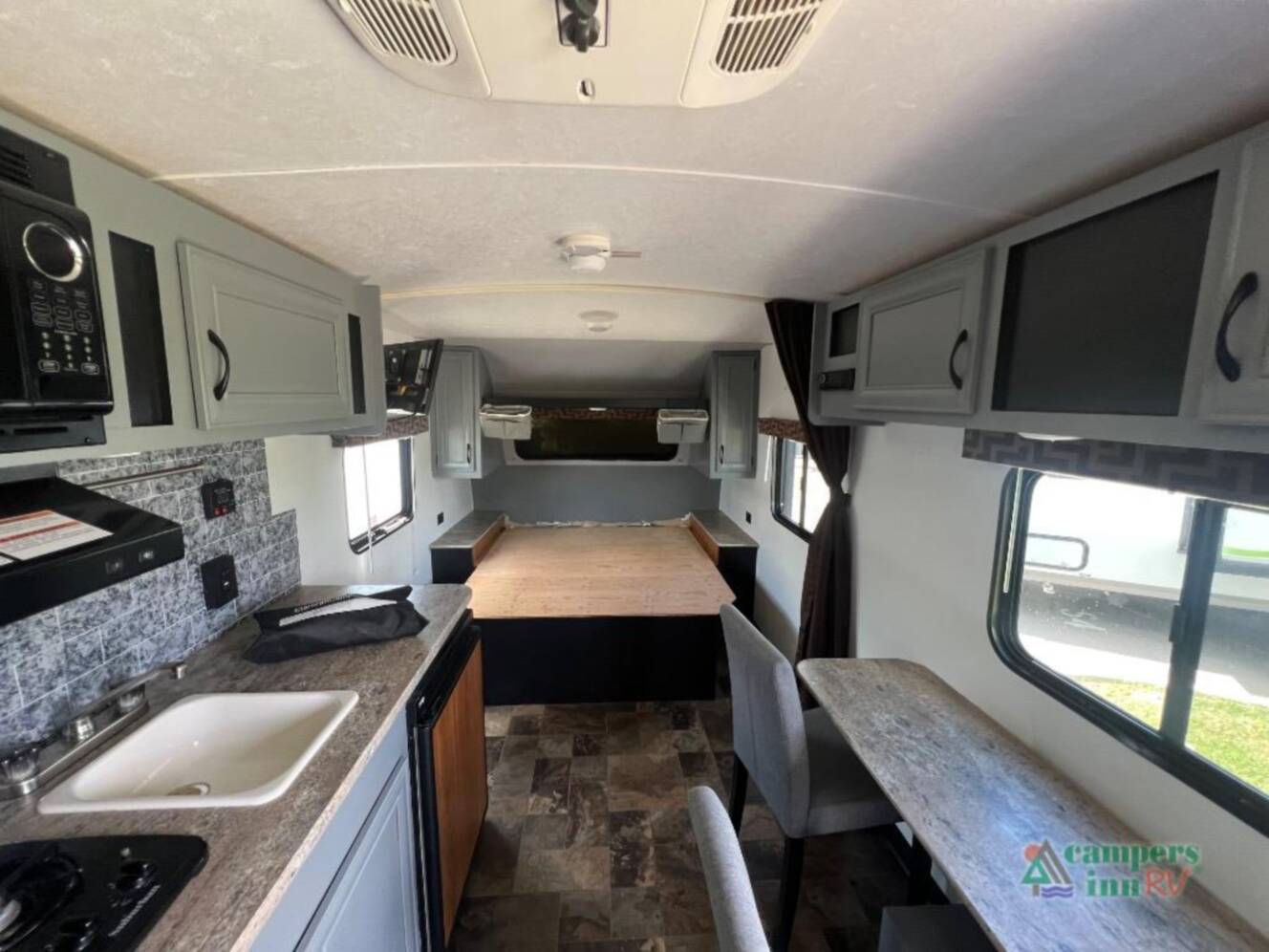 A photo of this 2017 Starcraft AR-ONE 18QB
