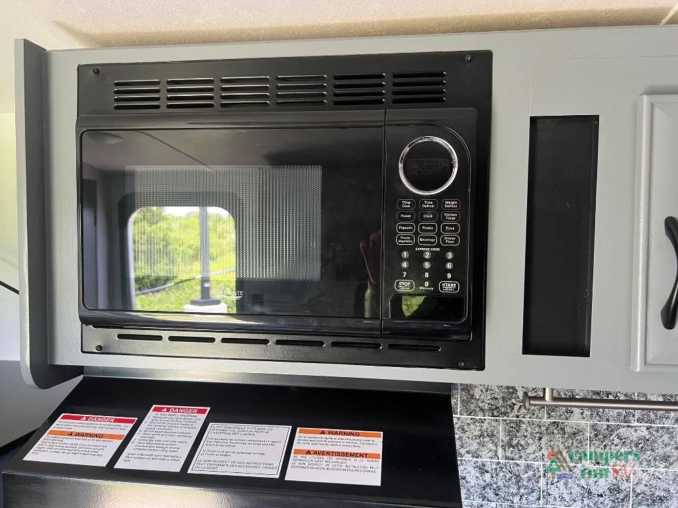 A photo of this 2017 Starcraft AR-ONE 18QB