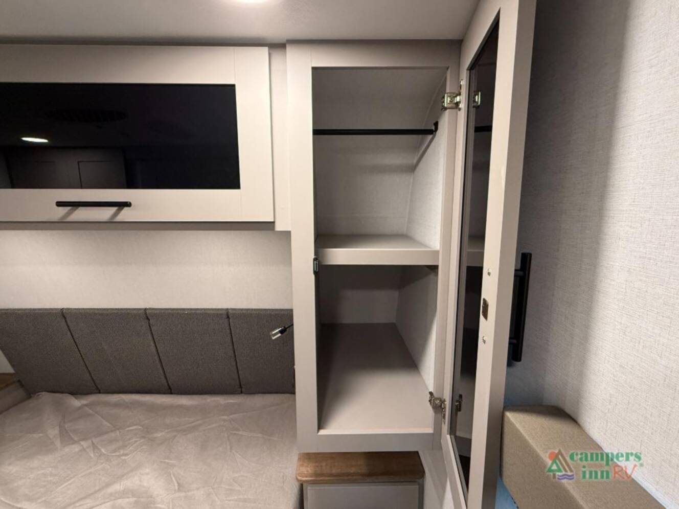 A photo of this 2026 Alliance Rv Delta 292RL