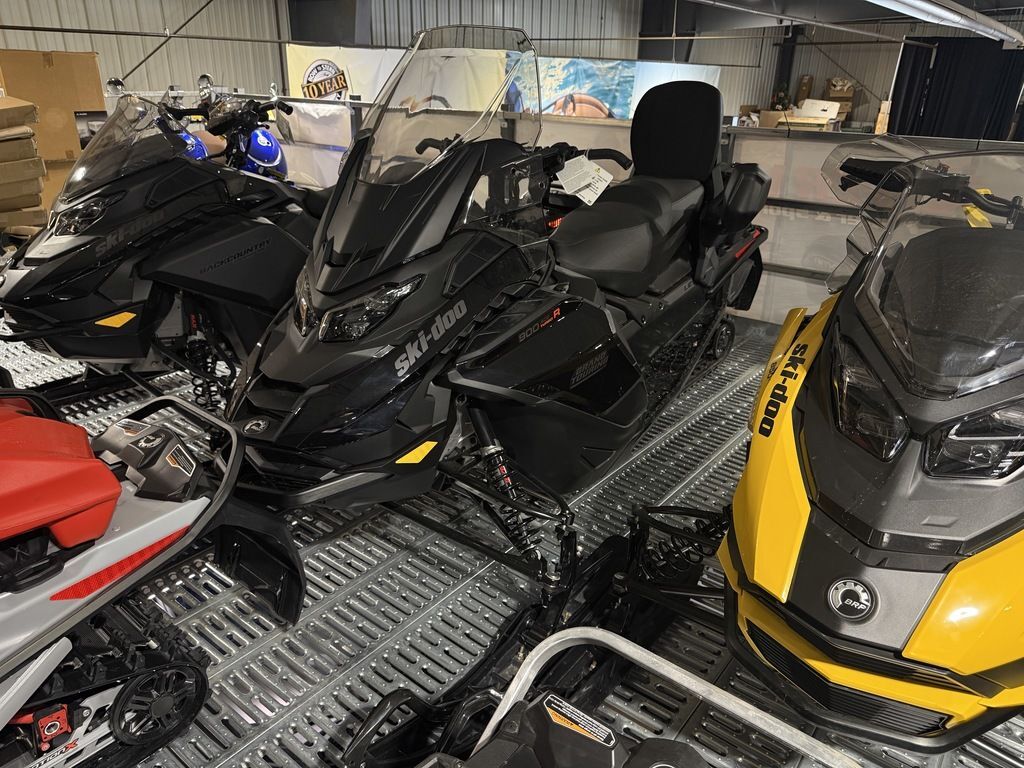 2026 Ski-Doo Grand Touring LE 900 ACE Turbo R in rochester MN