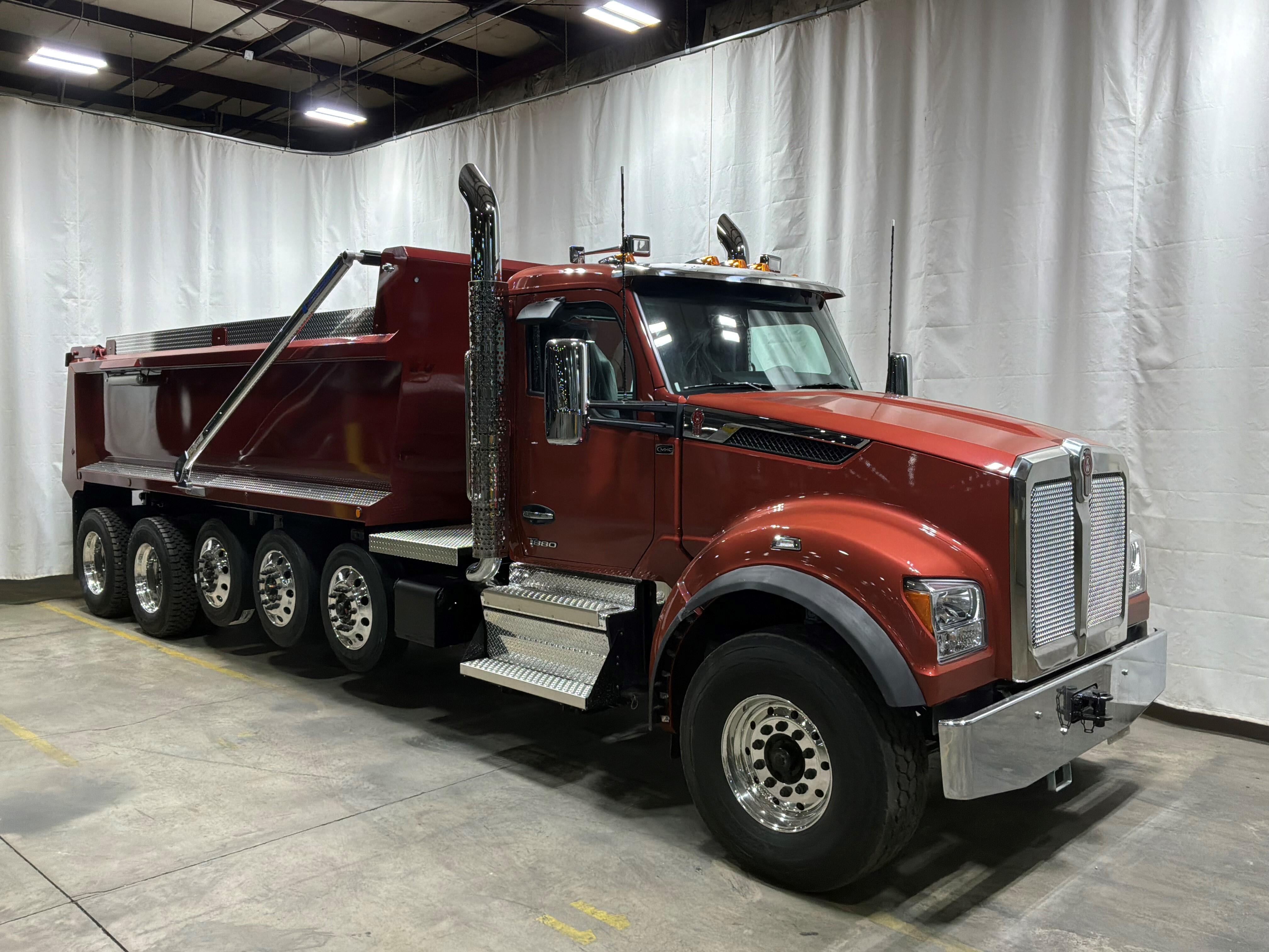 2027 KENWORTH T880S PH in Raleigh, NC