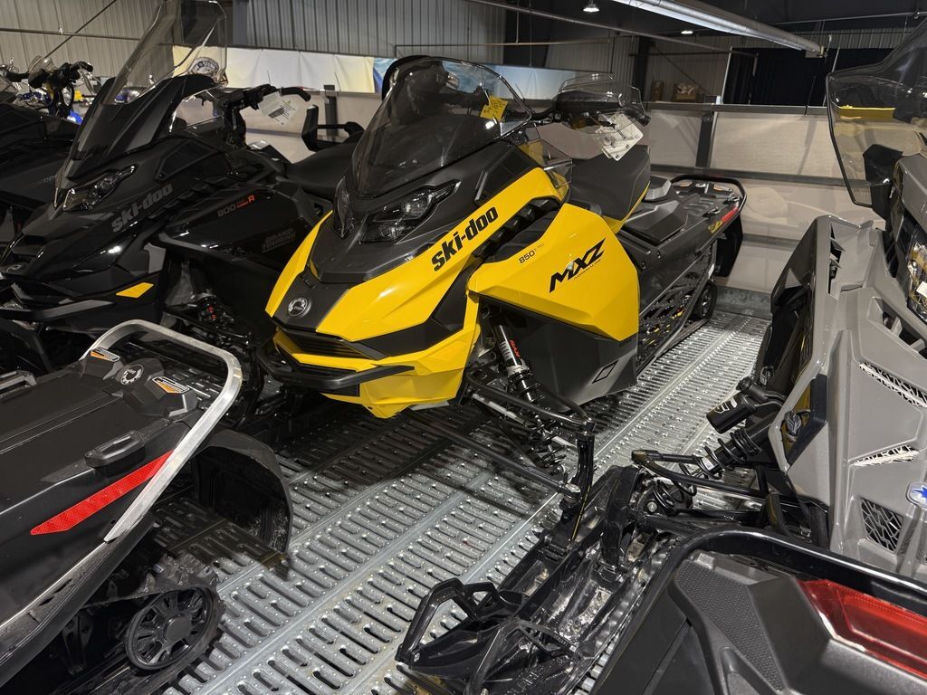 2025 Ski-Doo MXZ® Adrenaline® 850 E-TEC 137 RipSaw 1.25_Yellow 850 E-TEC 137 1.25 in rochester MN