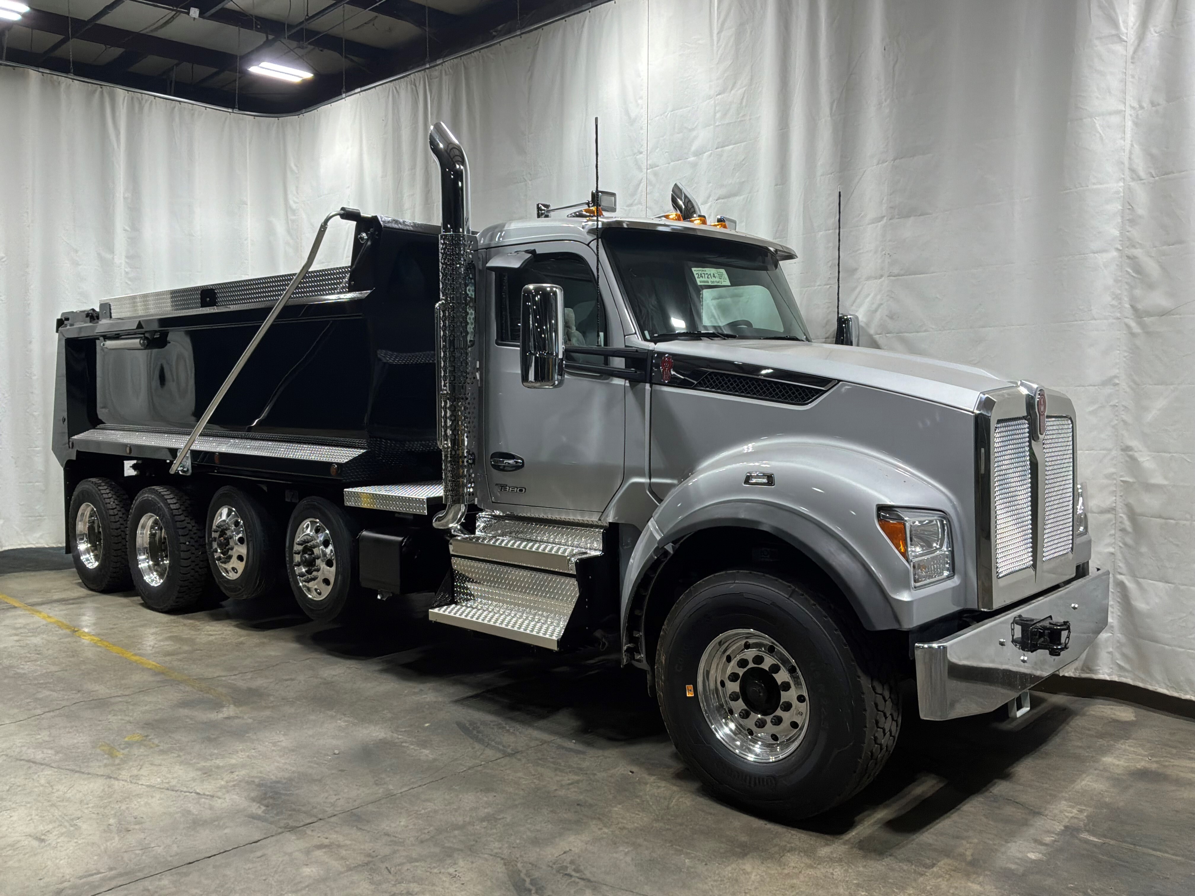 2027 KENWORTH T880S PH in Battleboro, NC