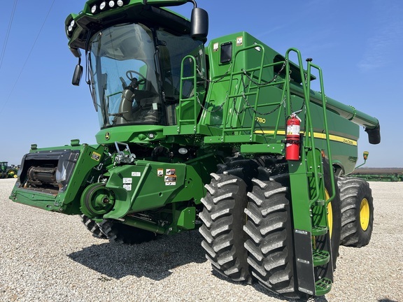 2021 John Deere S780 in Winchester, IL