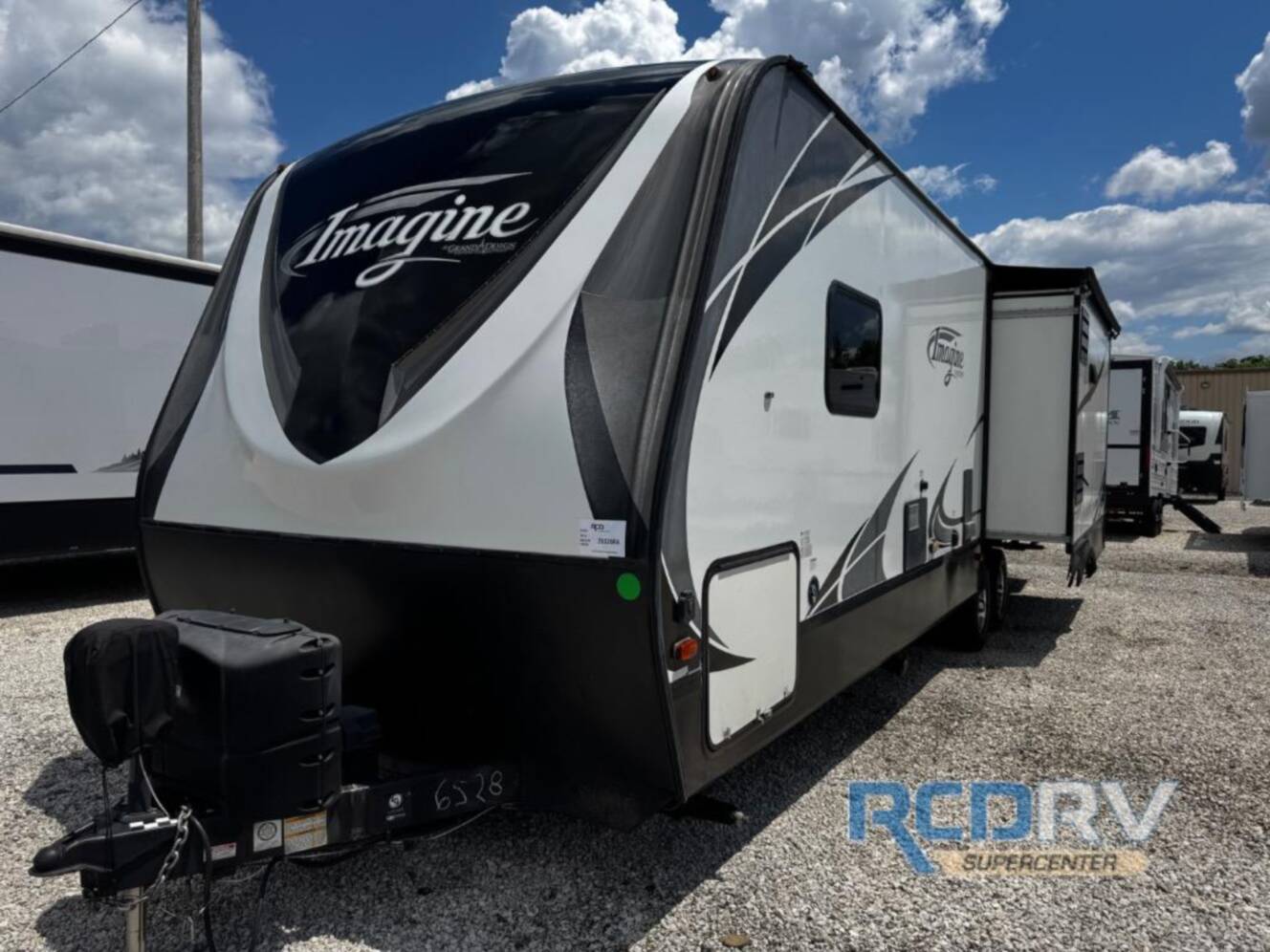 A photo of this 2018 Grand Design Imagine 2950RL