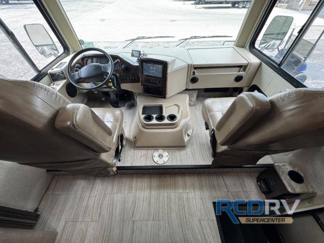 A photo of this 2019 Thor Motor Coach Windsport 29M