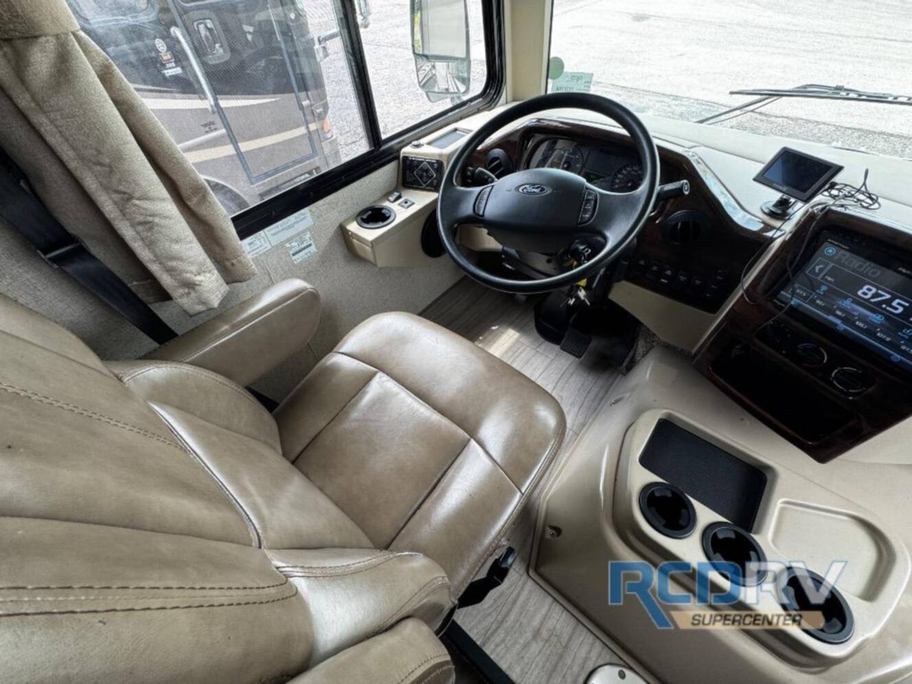A photo of this 2019 Thor Motor Coach Windsport 29M