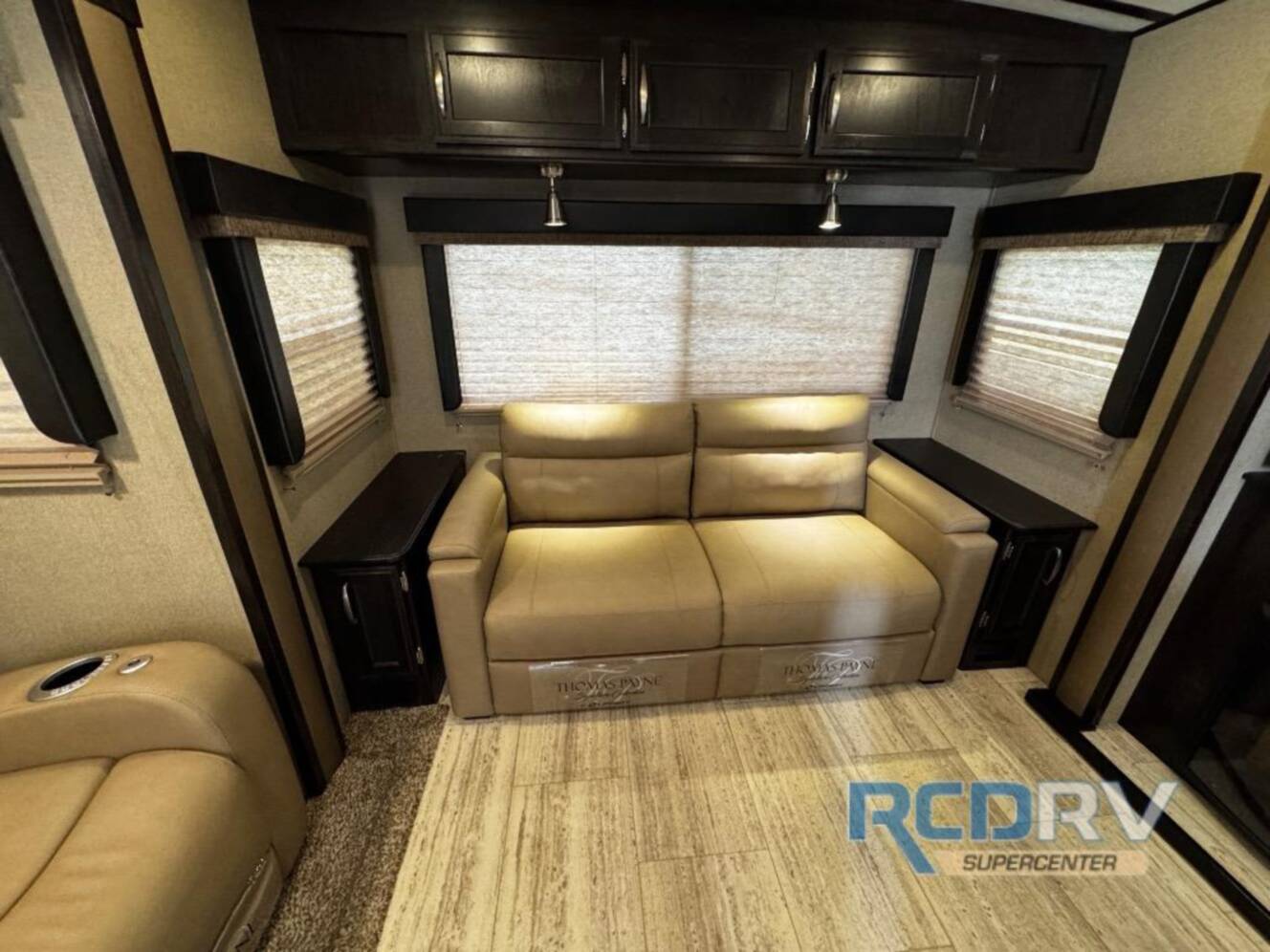 A photo of this 2018 Grand Design Imagine 2950RL