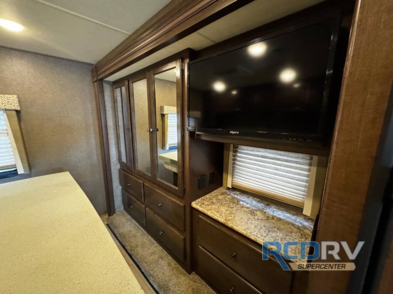 A photo of this 2019 Thor Motor Coach Windsport 29M
