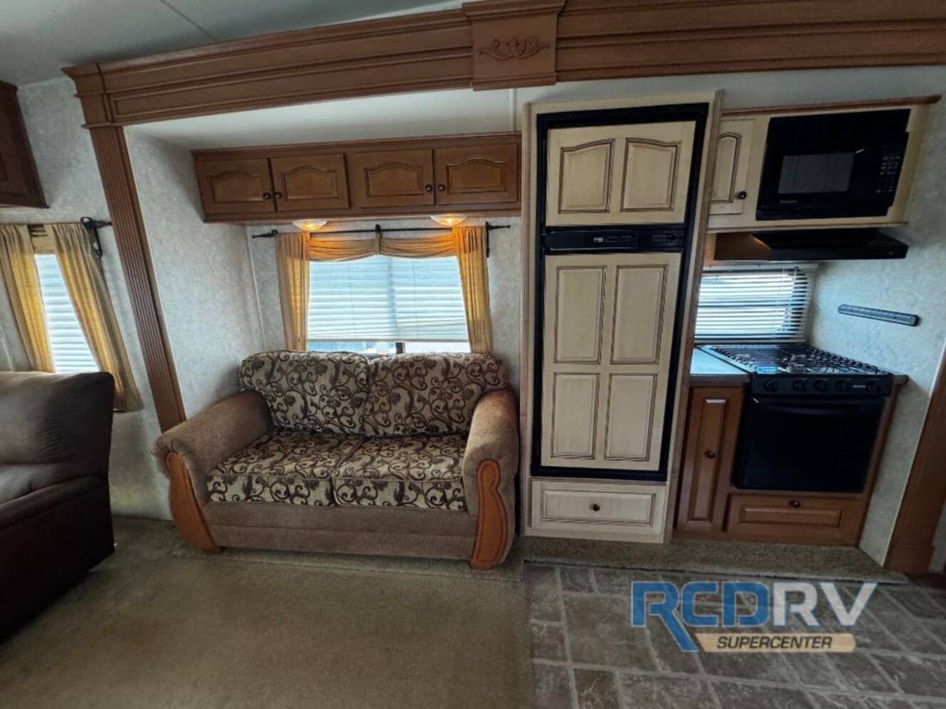 A photo of this 2009 Highland Ridge Rv Open Range 337RL