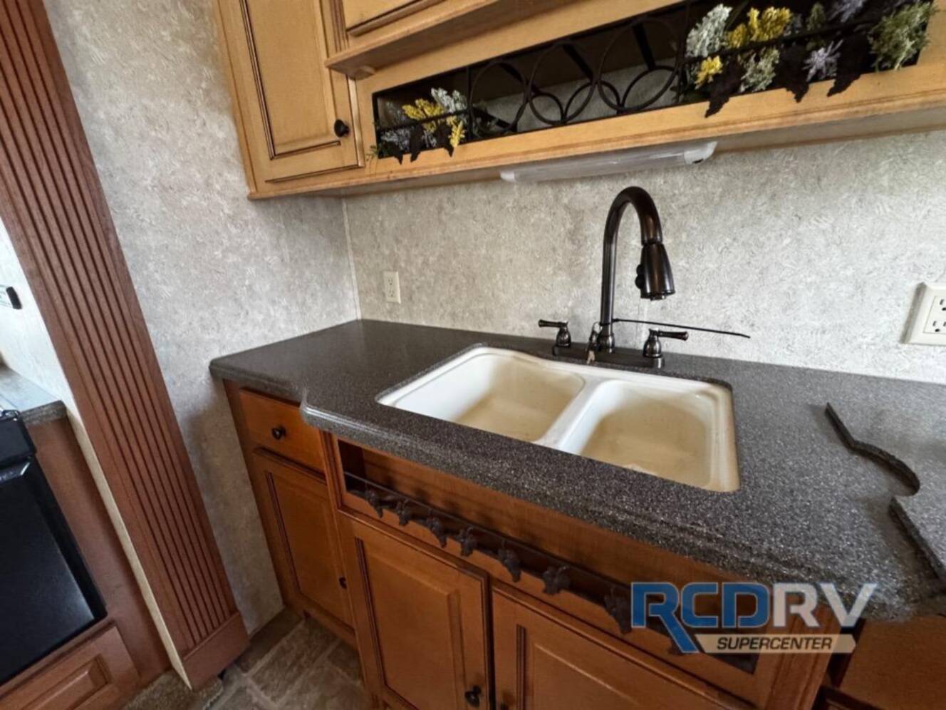 A photo of this 2009 Highland Ridge Rv Open Range 337RL