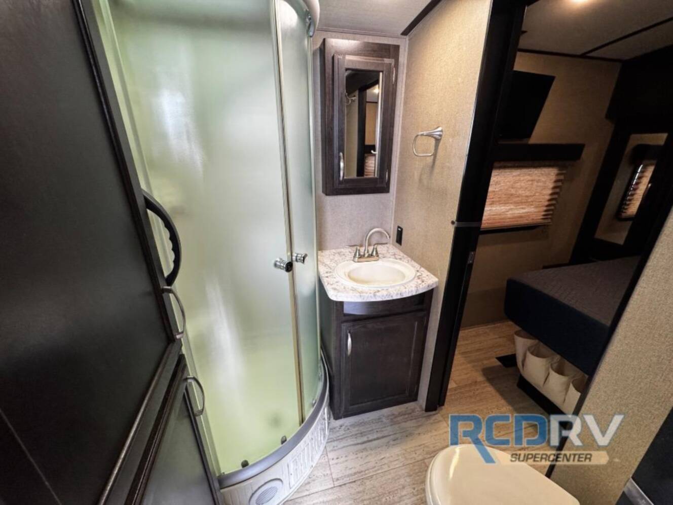 A photo of this 2018 Grand Design Imagine 2950RL