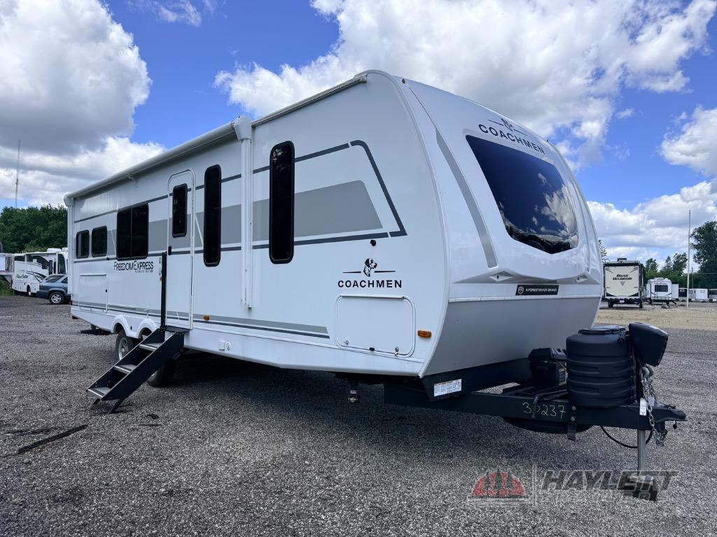 2025 Coachmen Rv Freedom Express Ultra Lite 274RKS in coldwater MI