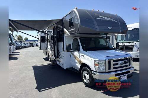 2014 Fleetwood Rv Jamboree 31M in santa fe springs CA