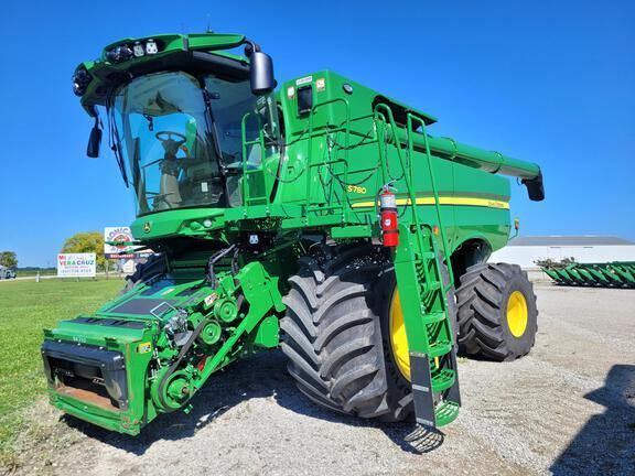 2023 John Deere S780 in Shelbyville, IL