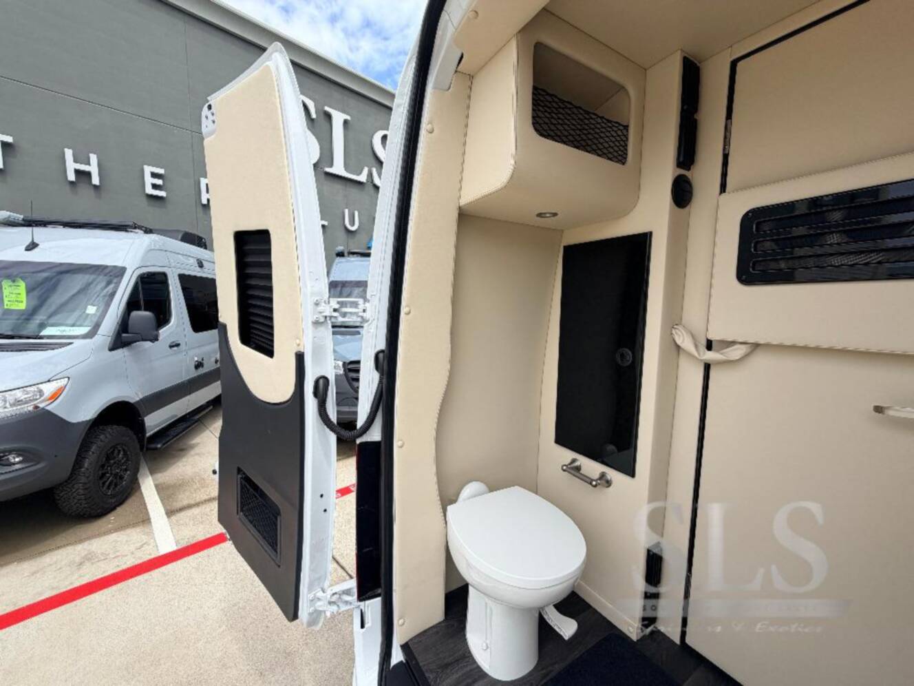 A photo of this 2026 Midwest Automotive Designs Luxe Cruiser Luxe Cruiser